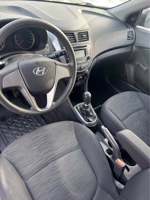 Hyundai Accent 2015