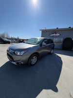 Mitsubishi Outlander 2015