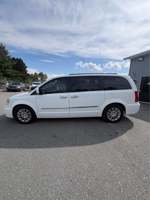 Chrysler Town and Country Touring-L 2015