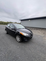 Mazda Mazda2 2013