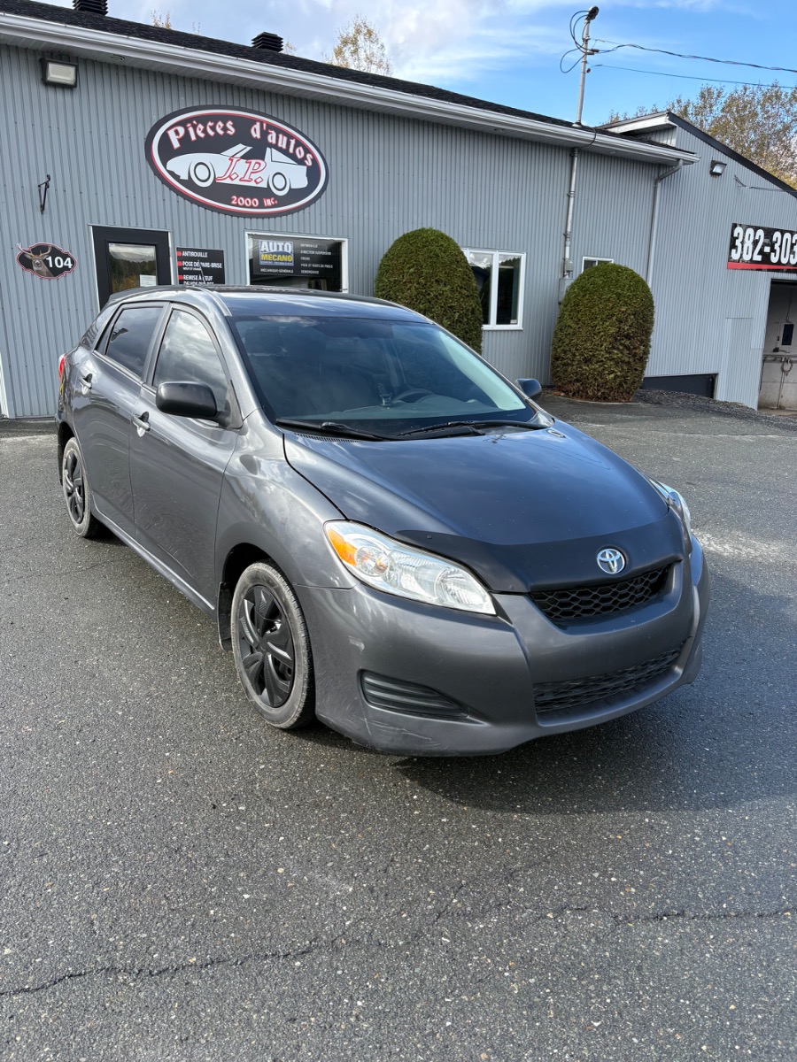 Toyota Matrix 2012