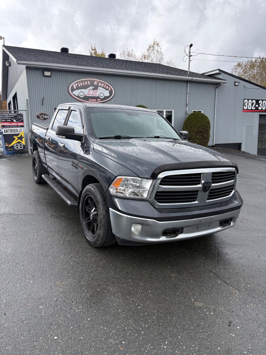 Dodge Ram SLT 2015